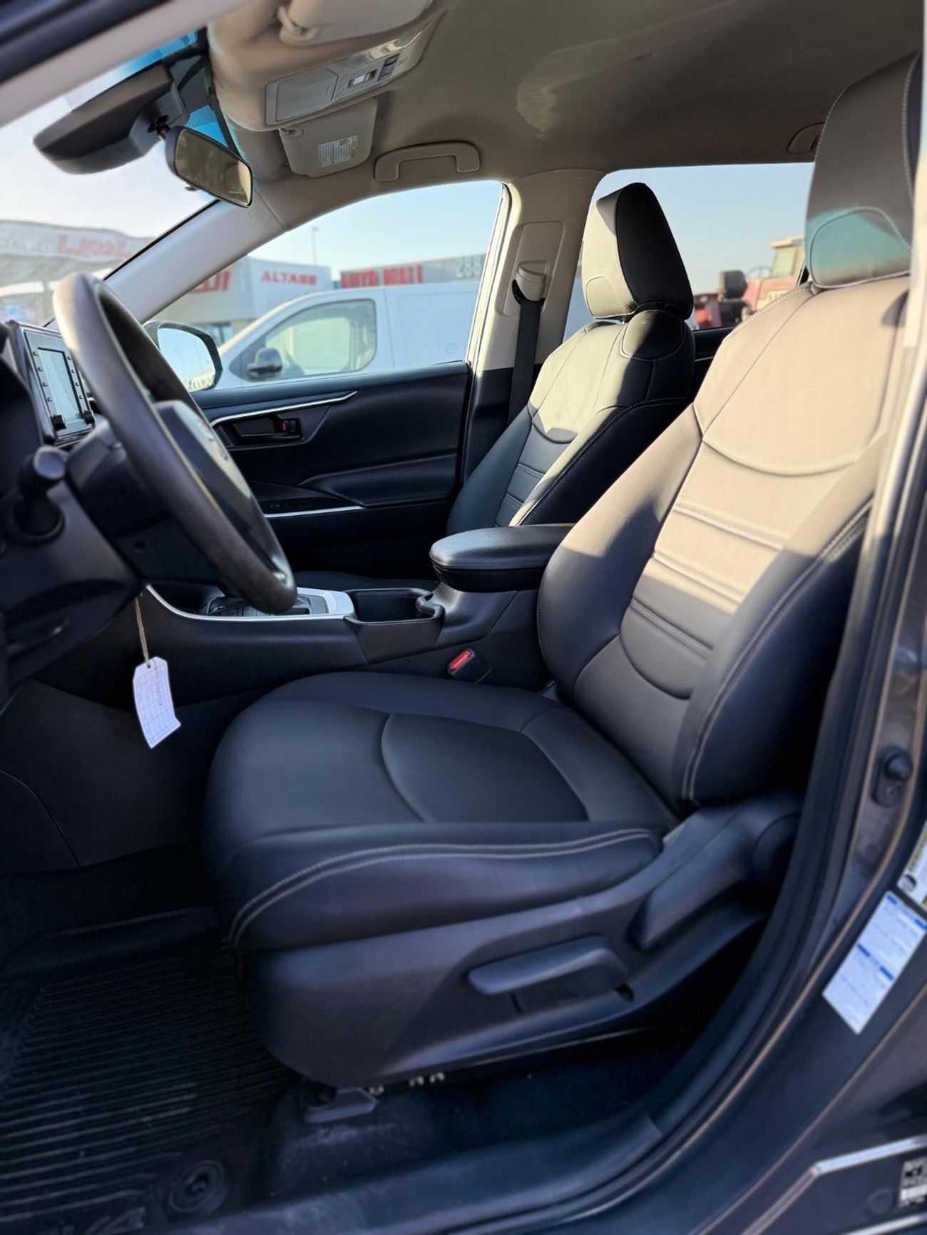 تويوتا راف ٤ 4WD 2022