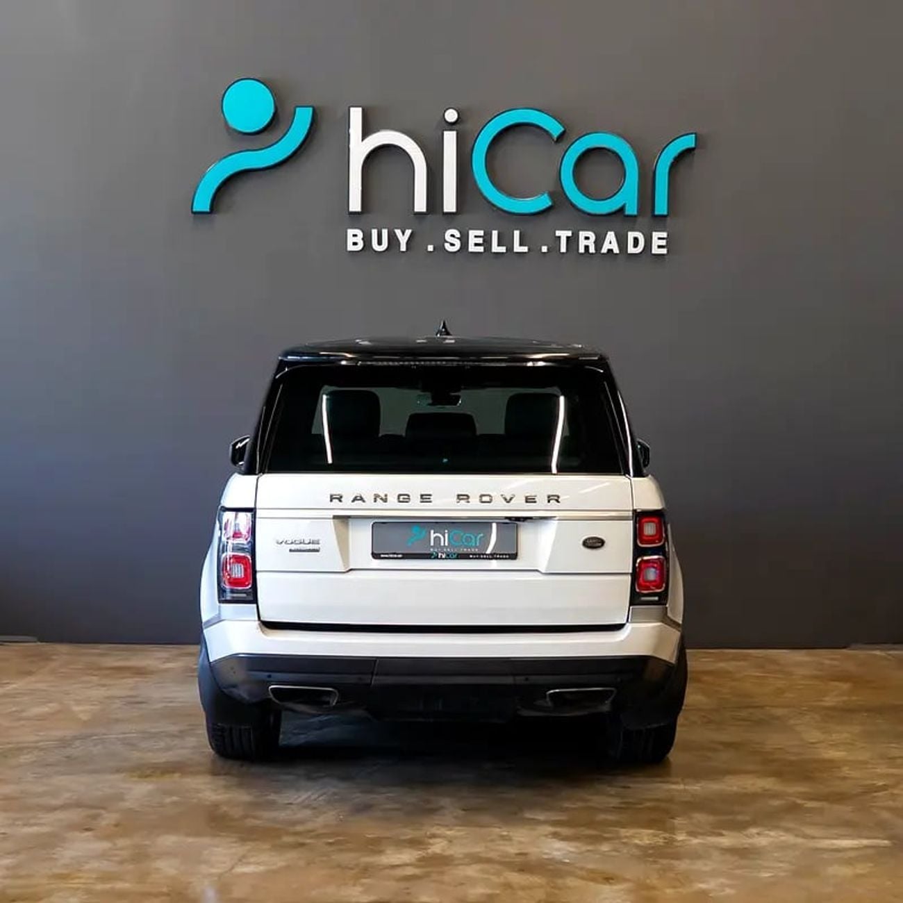 Land Rover Range Rover 2,490 p.m • 0% Downpayment • Vogue Supercharged • 1 Year Warranty