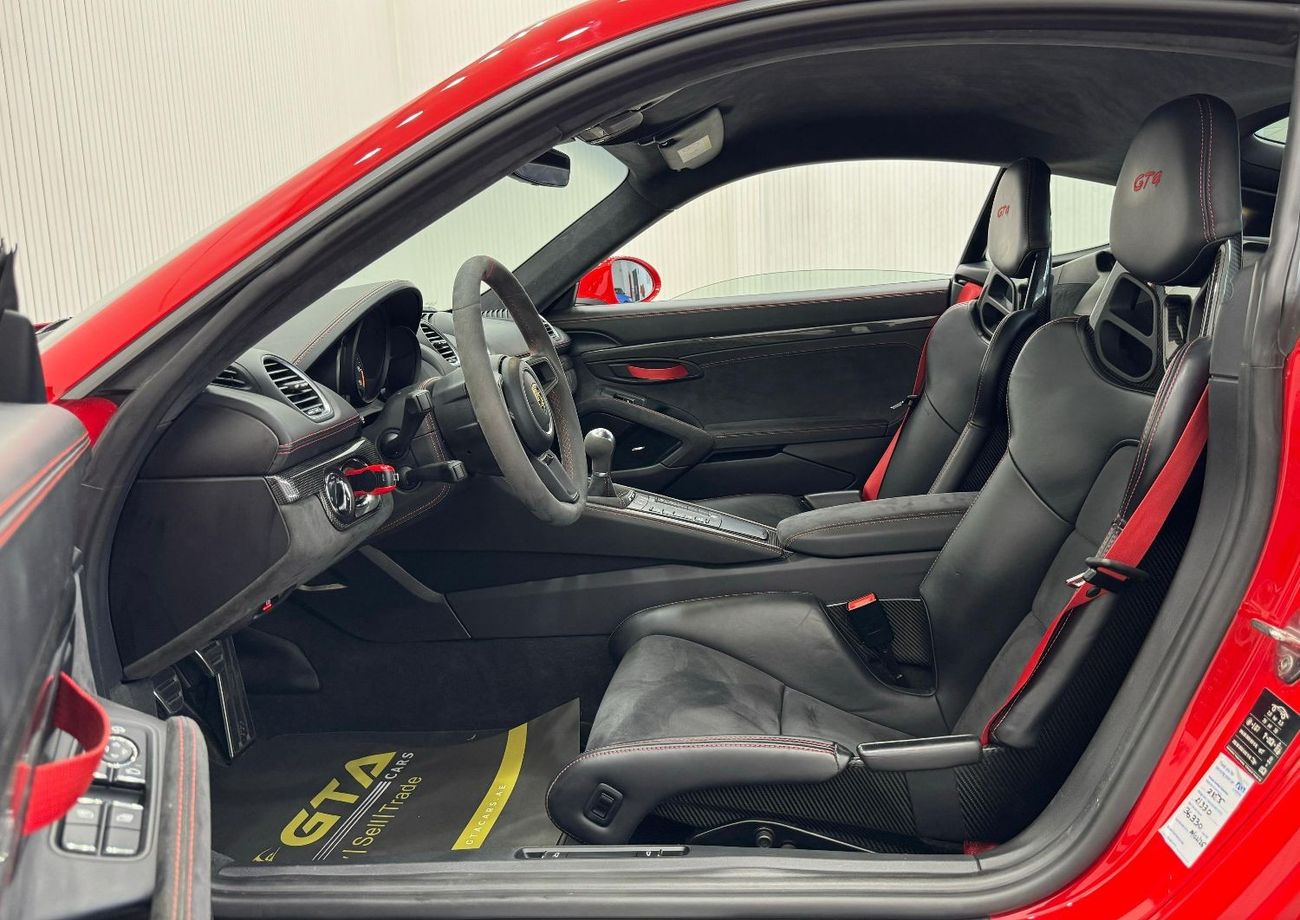 بورش كايمان 718 GT4 4.0L (414 HP) M/T 2020 Porsche 718 Cayman GT4, May 2025 Porsche Warranty, Manual Transmission, V