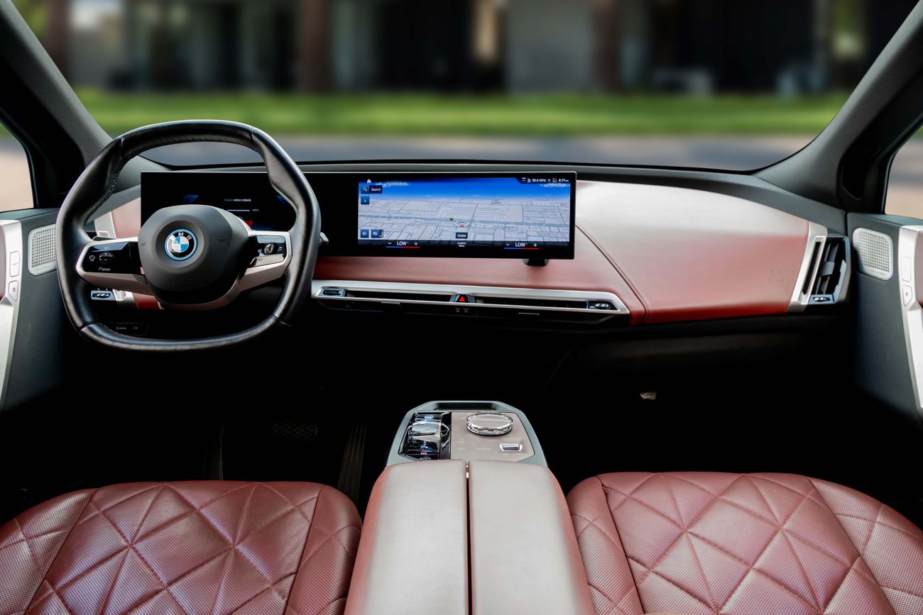 بي أم دبليو iX IX xDrive40 | 4,113 P.M | 0% Downpayment | Agency Warranty 2028!