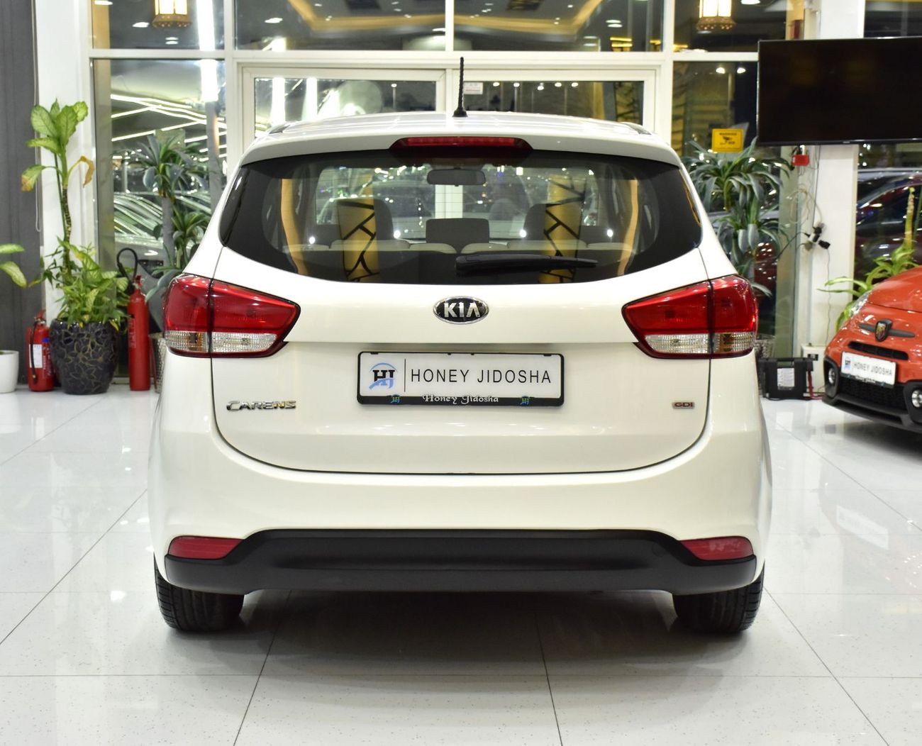 كيا كارينس EXCELLENT DEAL for our KIA Carens ( 2016 Model ) in White Color GCC Specs