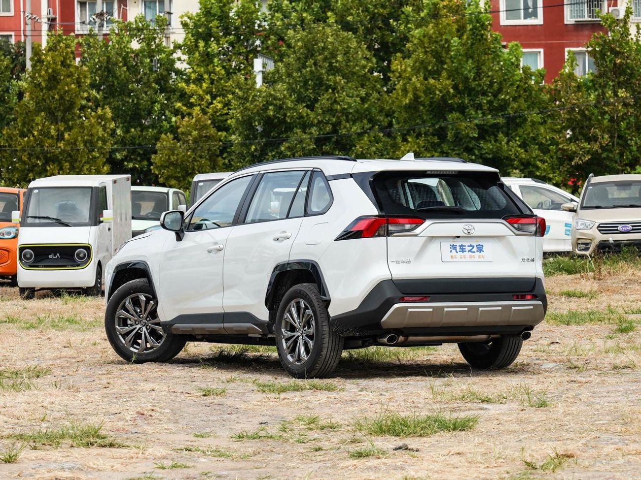 Toyota RAV4 TOYOTA RAV 4 2.0L PETROL 2WD FULL OPTION MODEL 2025