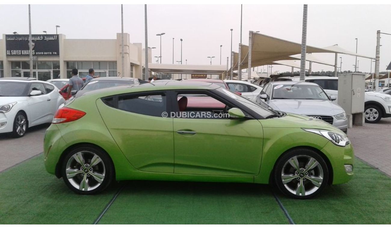 Hyundai Veloster Hyundai volaster no paint no accident full option