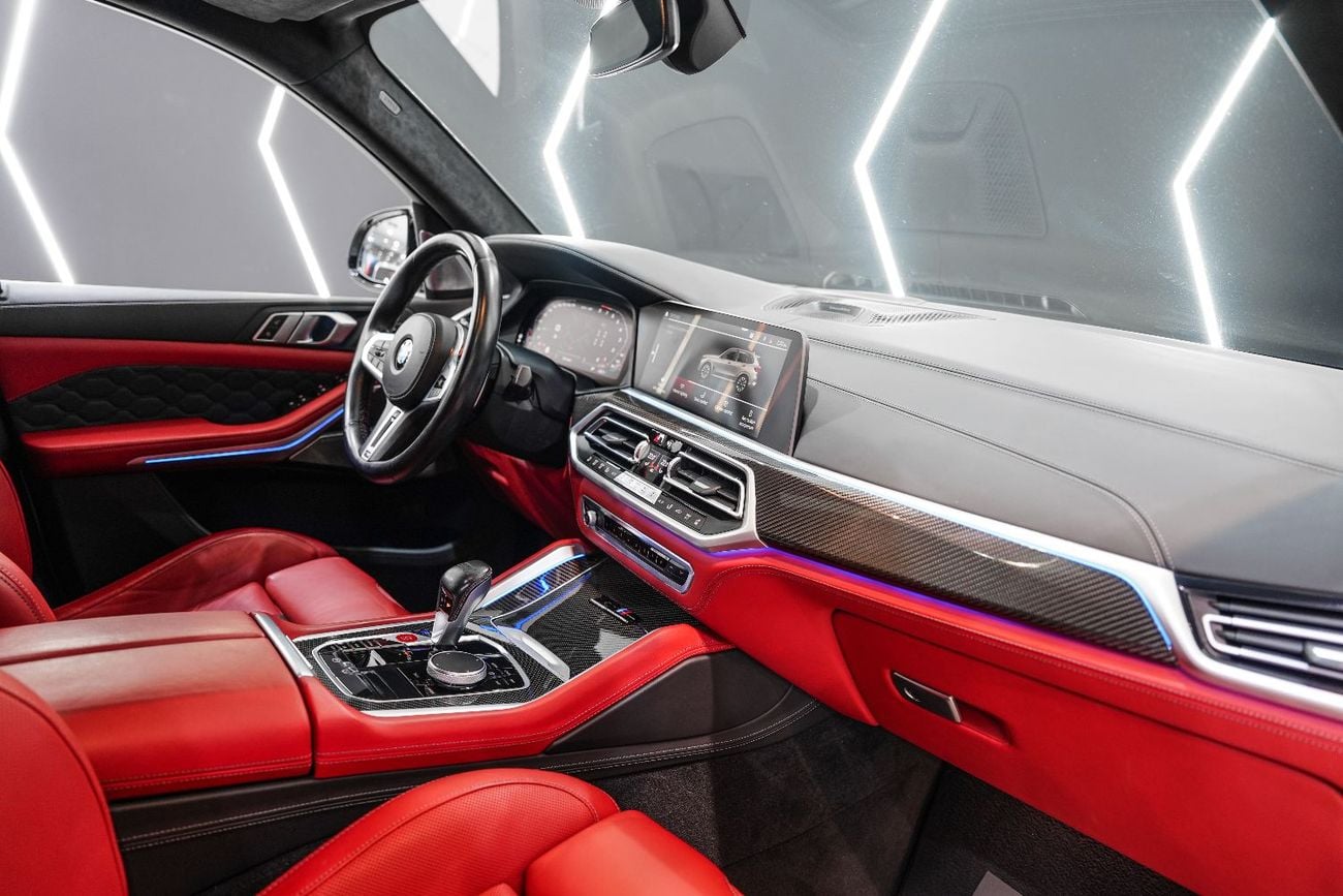 BMW X5M Competition 4.4L Carbon Interior, Driving Assistance Pro, GCC Spec!!