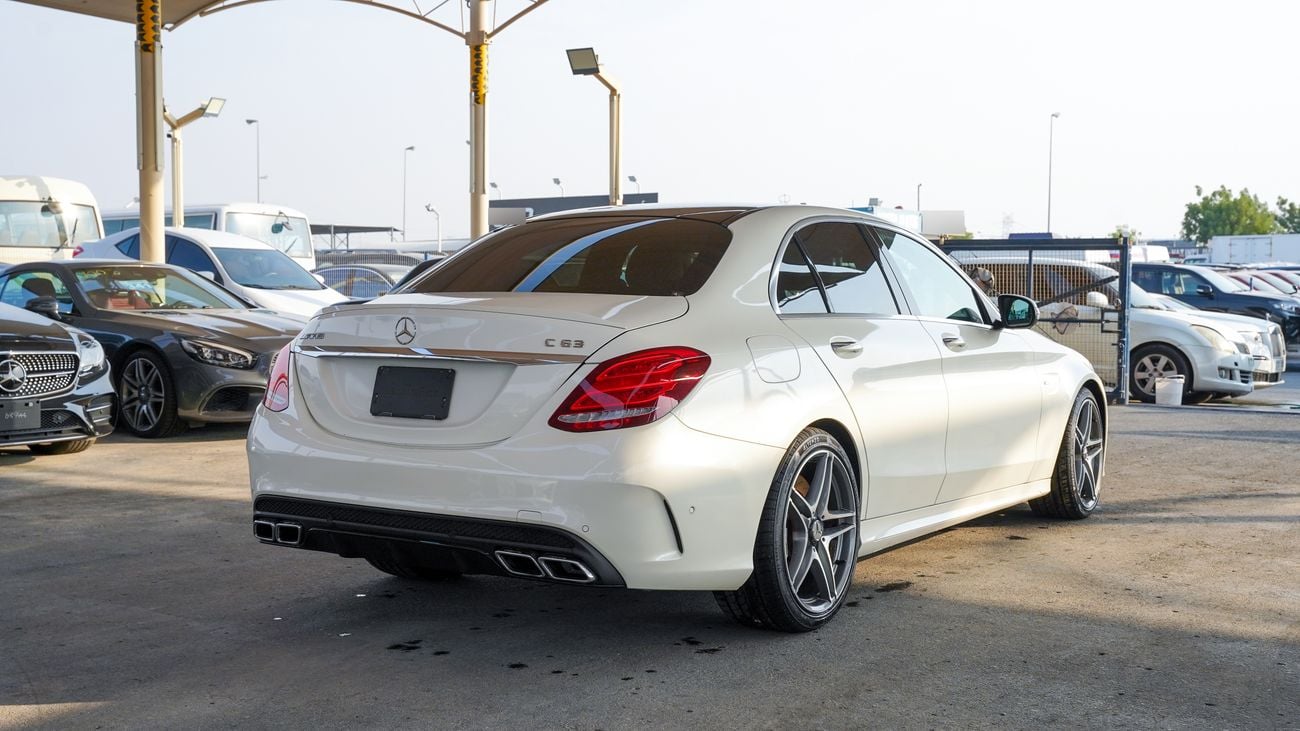 Mercedes-Benz C 63 AMG