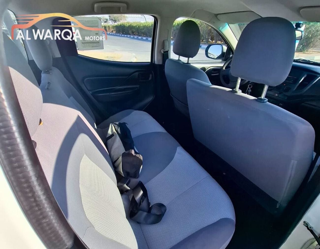 Mitsubishi L200 GLX 2.4L