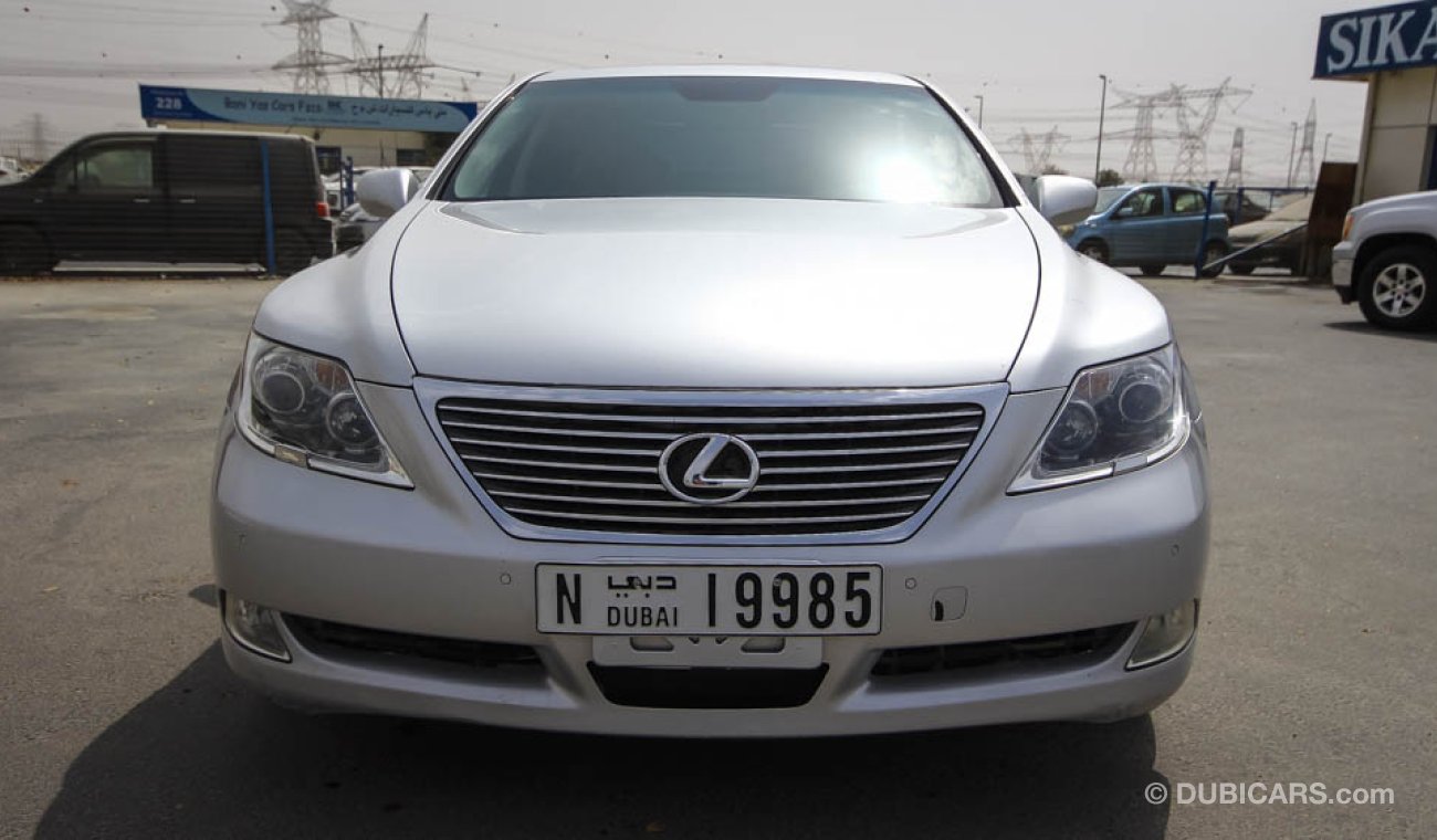 Lexus LS460