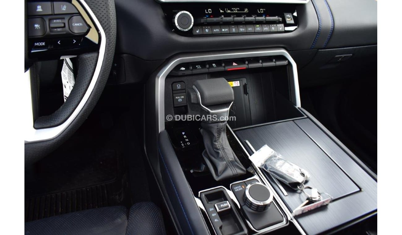 Toyota Sequoia Platinum Hybrid V6 3.5L Turbo 4WD AT