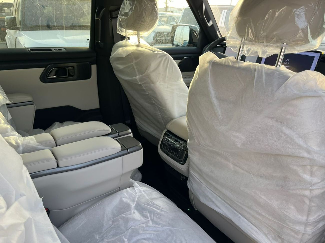 ROX 01 Rox 01 vip 1.5L Turbo + Plug-in Hybrid AWD Model 2025