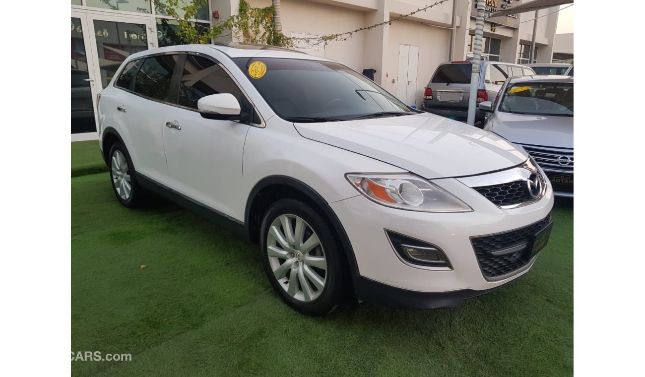 Mazda CX-9 Gulf - number one - hatch - leather - alloy wheels - rear camera - excellent condition, you do not n