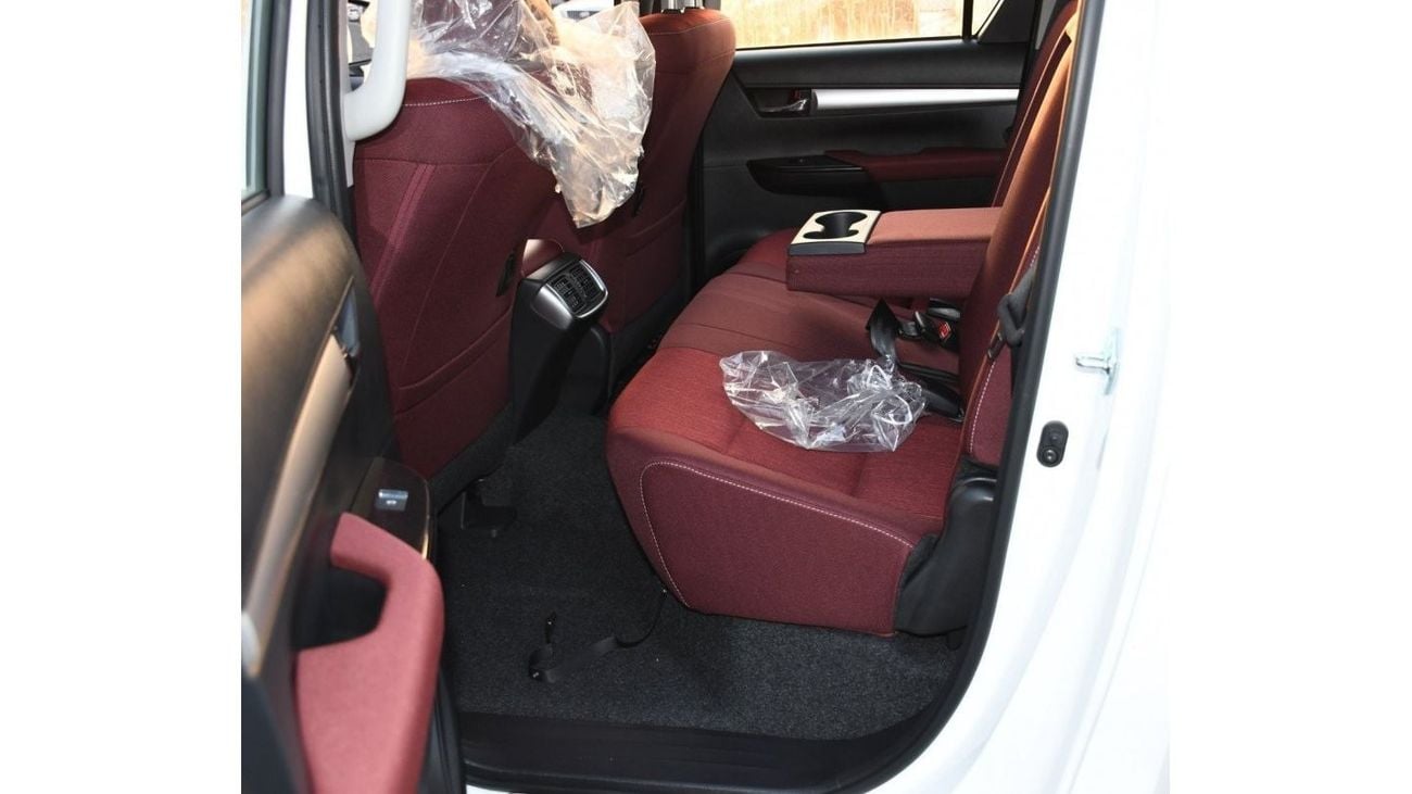 Toyota Hilux 2.7L V4 Petrol Automatic Full Option (Oman spec)