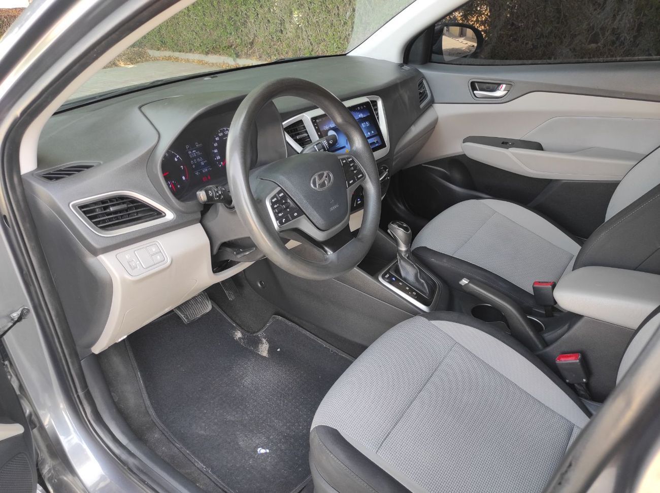 Hyundai Accent GL 1.6L (138 HP) Sedan Hyundai Accent 2019 Gcc V4 1.6 full automatic