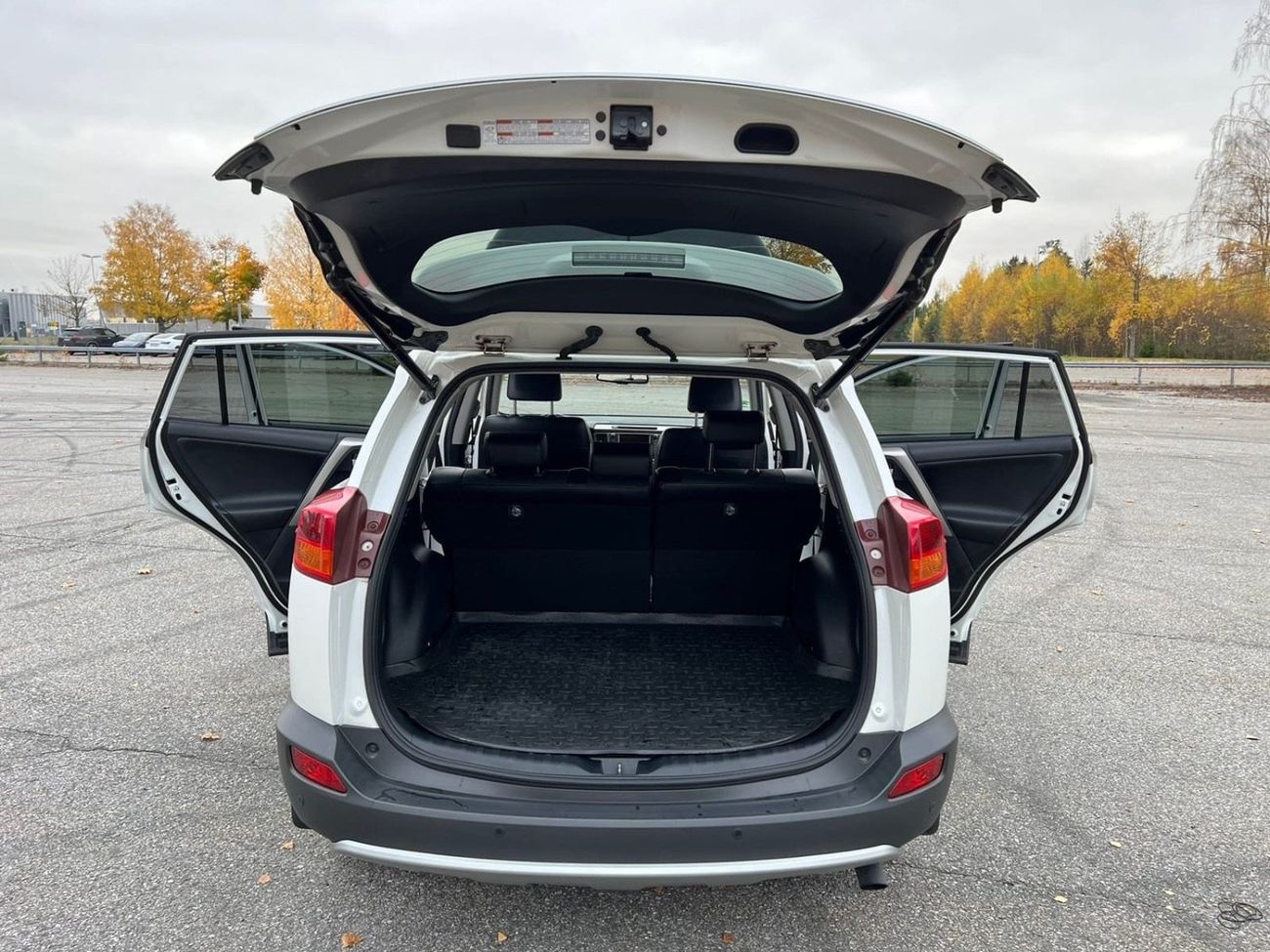 Toyota RAV4 Toyota RAV4 German Made Diesel Engine