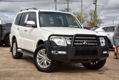 Mitsubishi Pajero GLS HIGHLINE Diesel engine