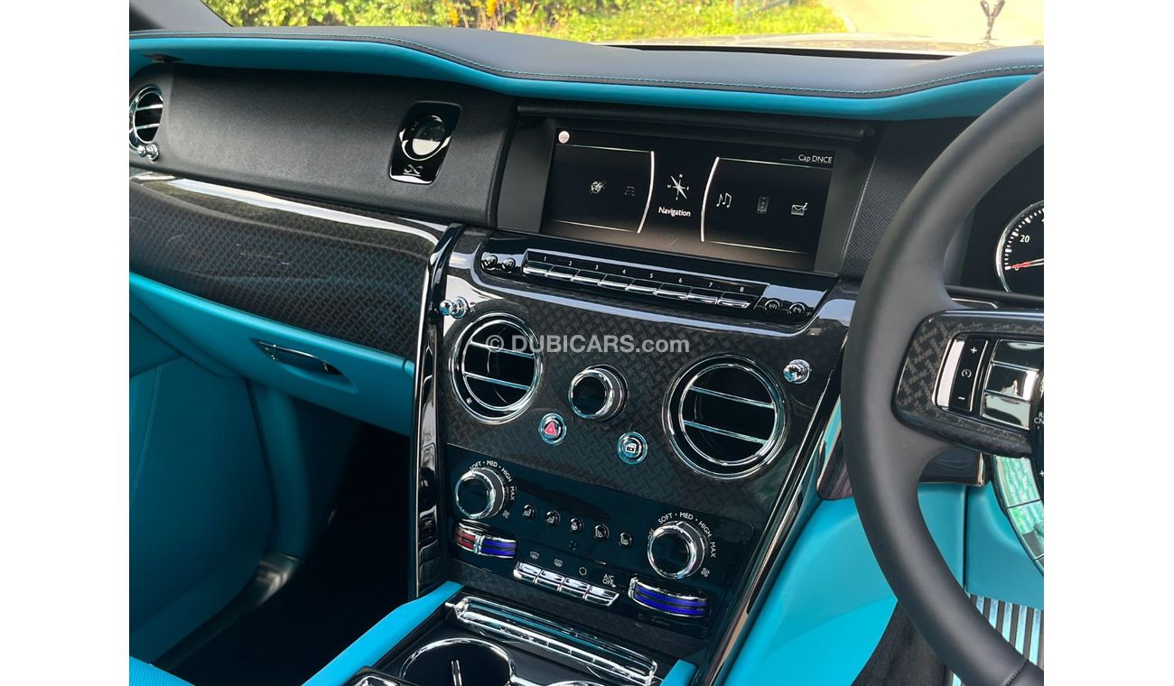 Rolls-Royce Cullinan Rolls Royce Cullinan Black Badge Right hand Drive
