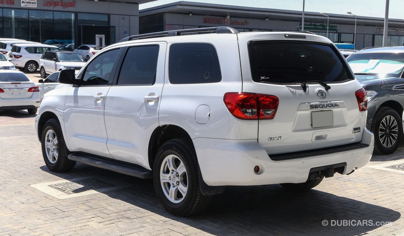 Toyota Sequoia GXR V8