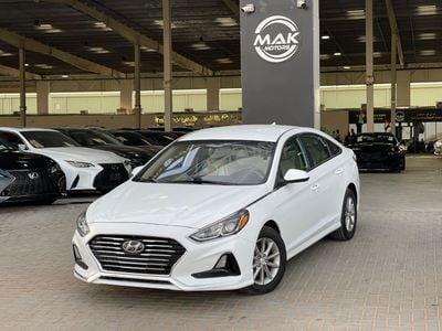 Hyundai Sonata SE 2.4L SE / 2.4L V4 / BLIND SPOT / BIG SCREEN / ANDROID AUTO / APPLE CARPLAY / FULLY SERVICED