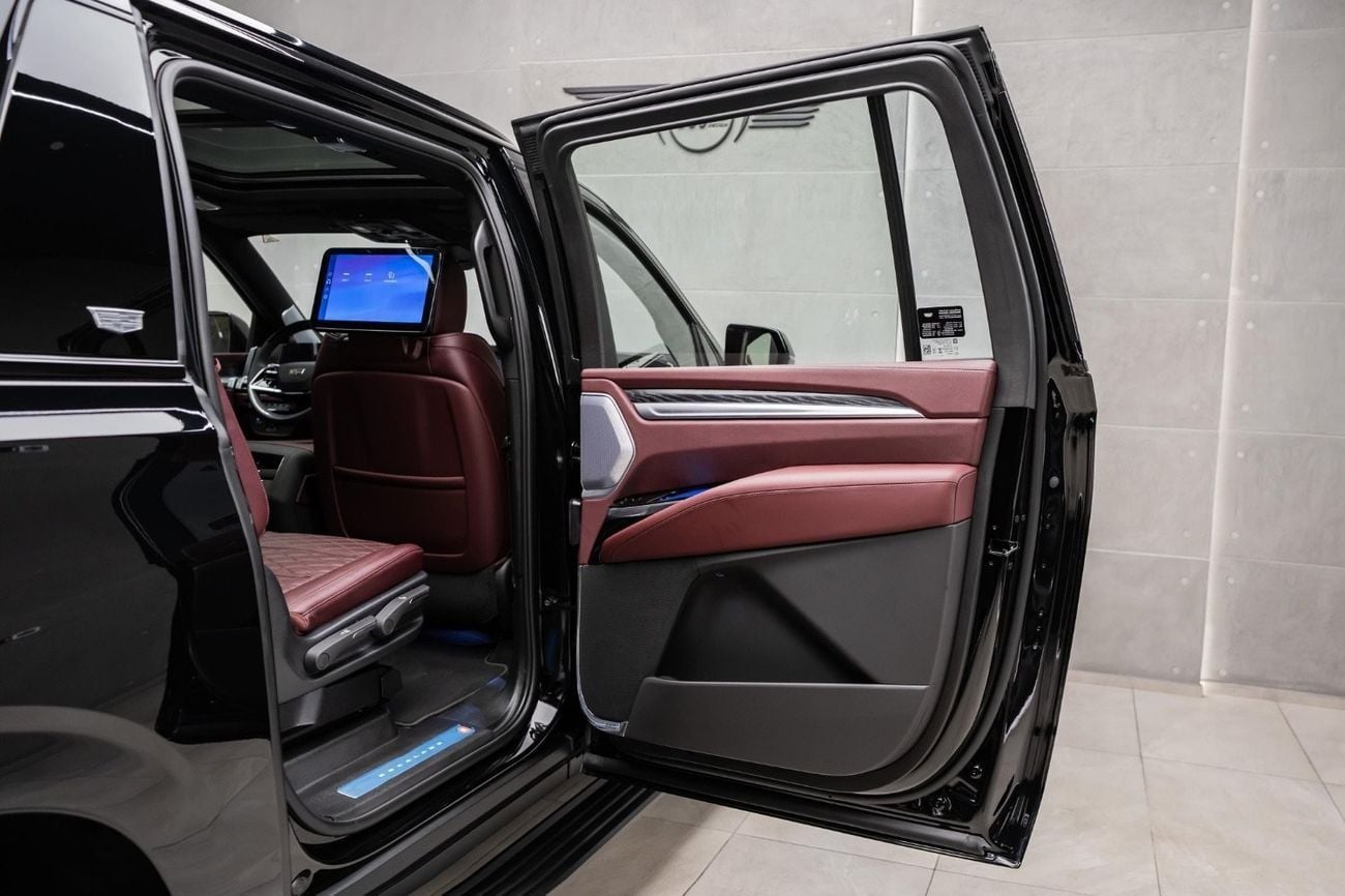 كاديلاك إسكالاد Sport Platinum Long | 2025 | GCC Specs | Brand New | AlGhandi Warranty&Service | Full Options