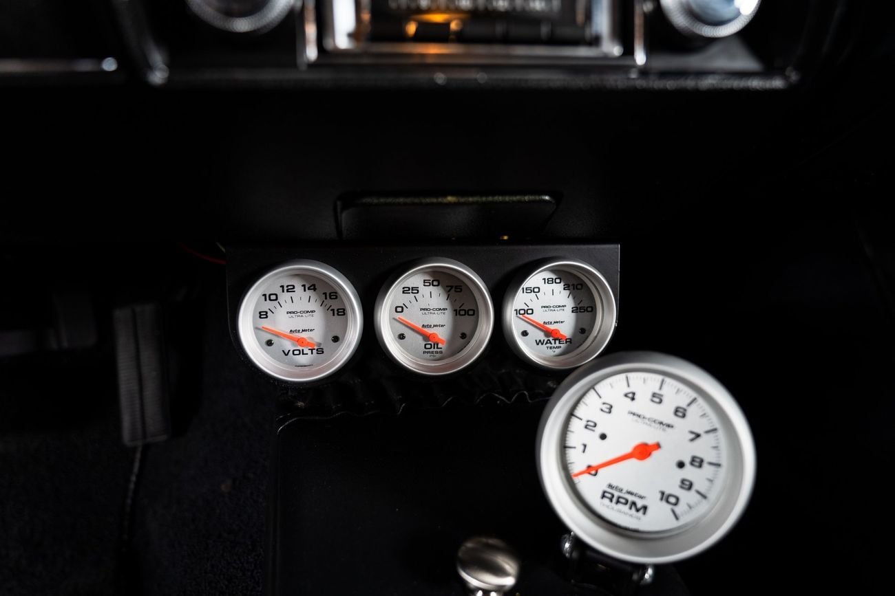 شيفروليه شيفيل 496 Big Block, TH400, 12 Bolt Posi Rear Restomod