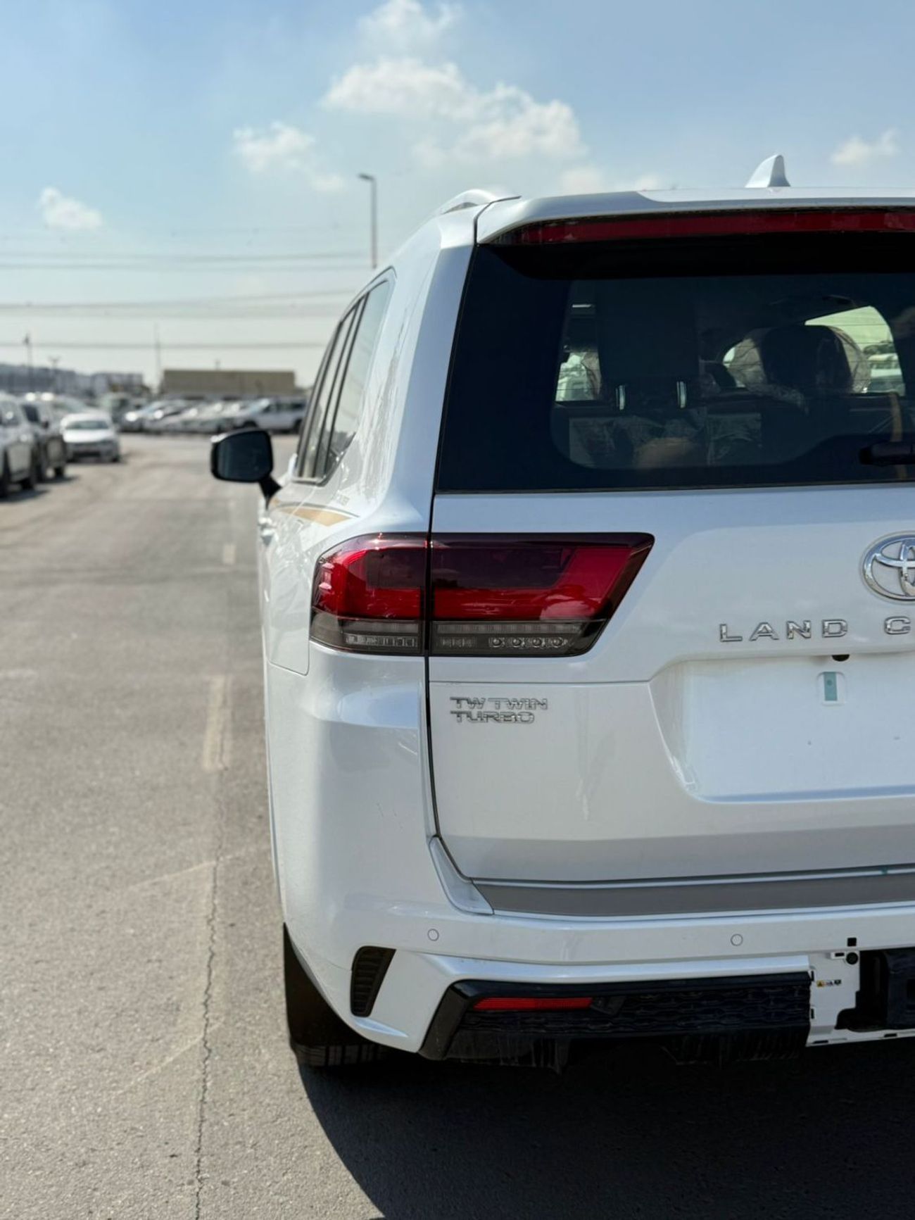 Toyota Land Cruiser VXR -Z 3.3L DIESEL TWIN TURBO 2025 MODEL