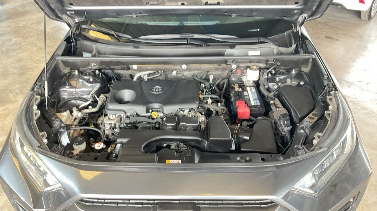 تويوتا راف ٤ 2.5 ADVENTURE 4WD AUTO | شامل الضمان | 0 ﺪﻔﻋﺓ ﺃﻮﻟﻯ