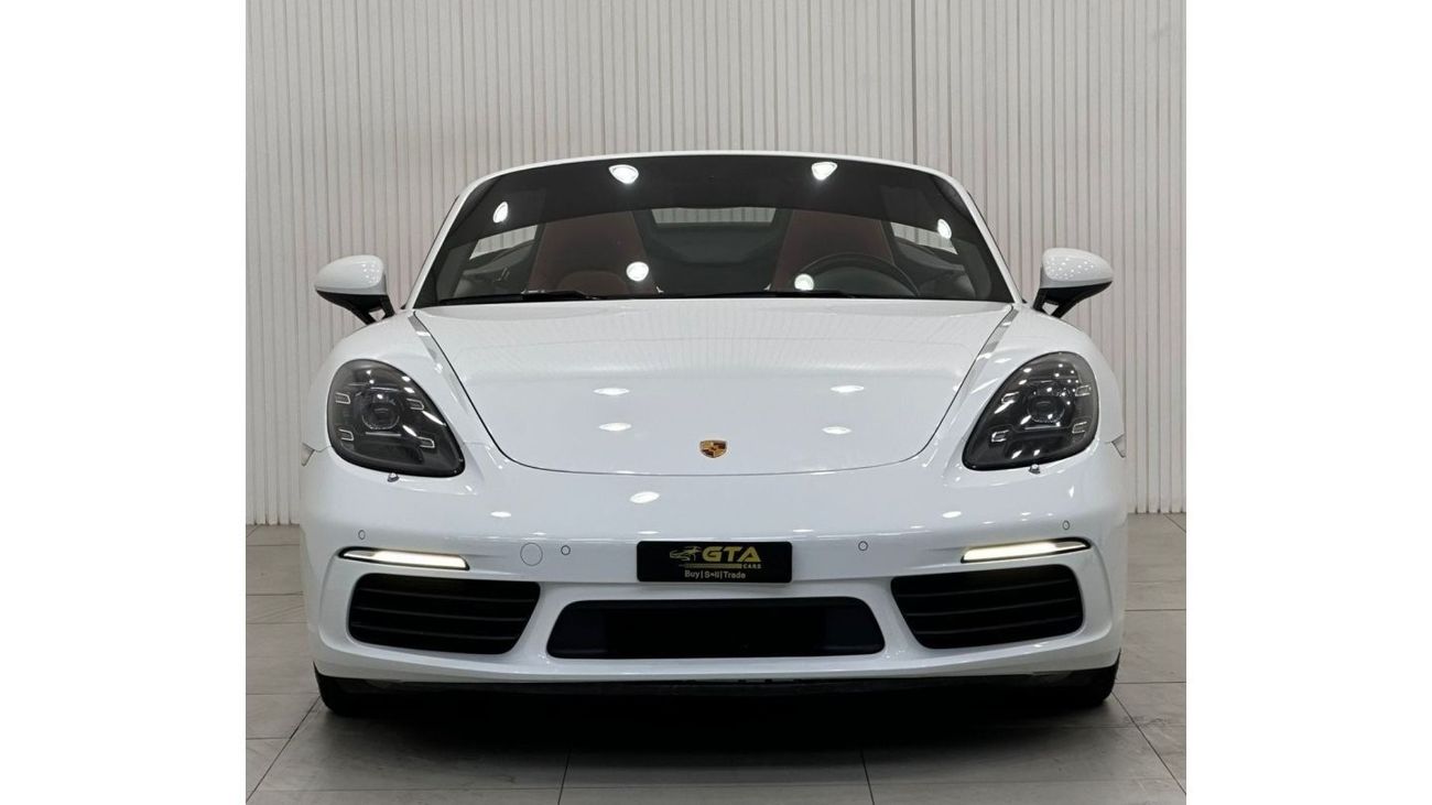 بورش بوكستر 718 2023 Porsche 718 Boxster, June 2025 Agency Warranty + Service Contract, Full Service History, Gcc