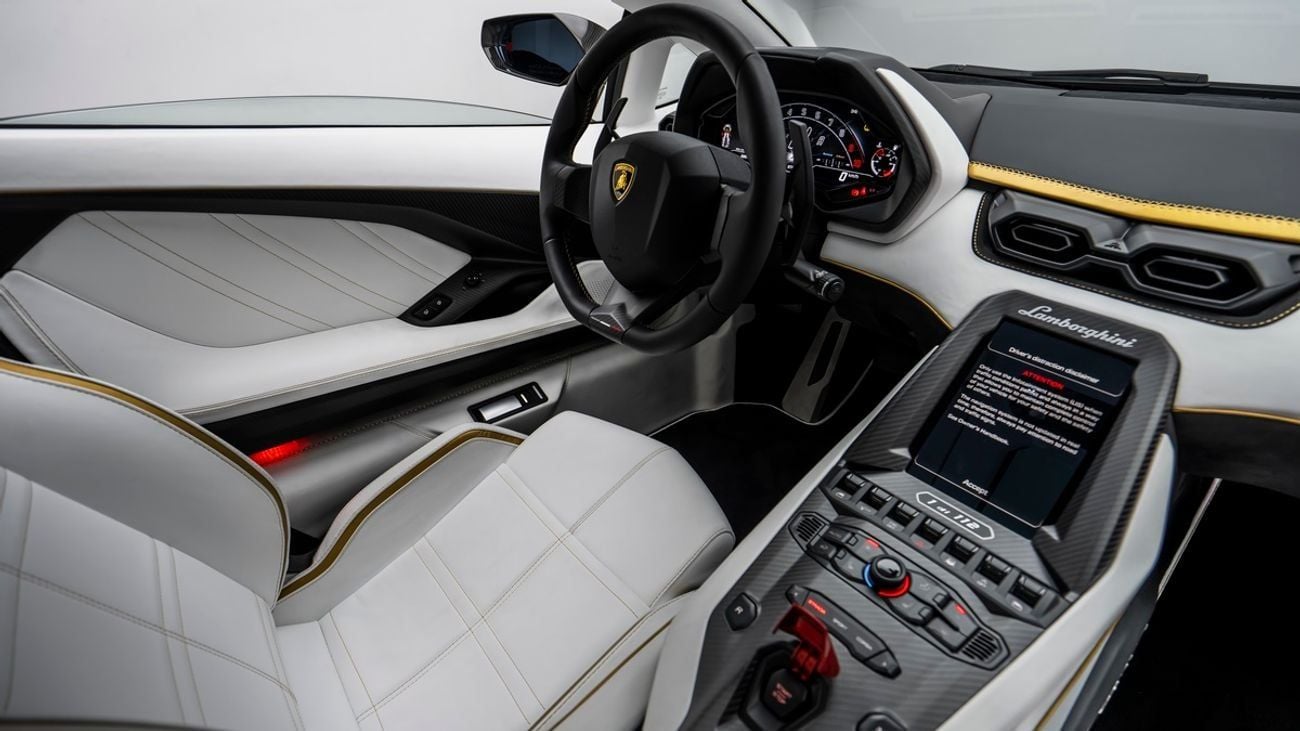 Lamborghini Countach LPI 800-4 1 of 112 - 2022