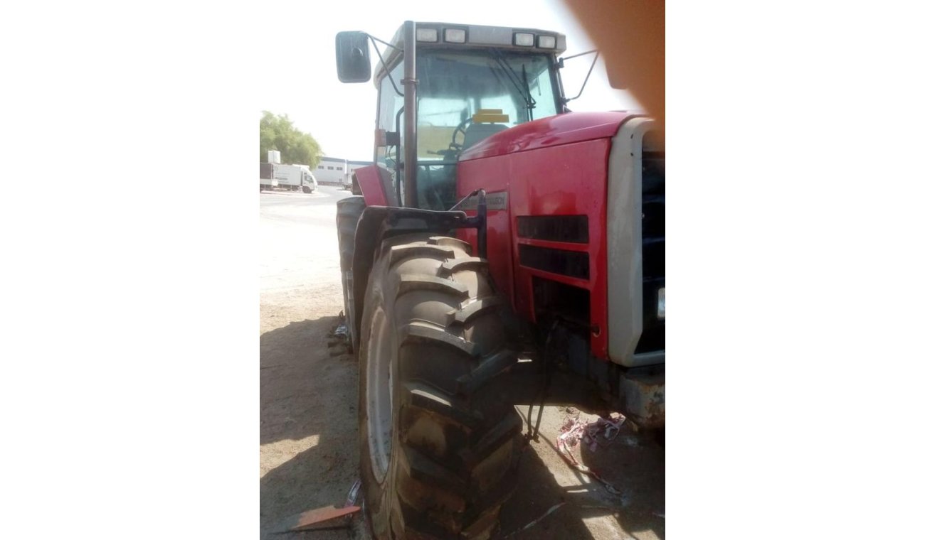 Massey Ferguson 385 4WD USED CONDITION 2010 DIESEL 4.1L 2007 GCC STANDARD