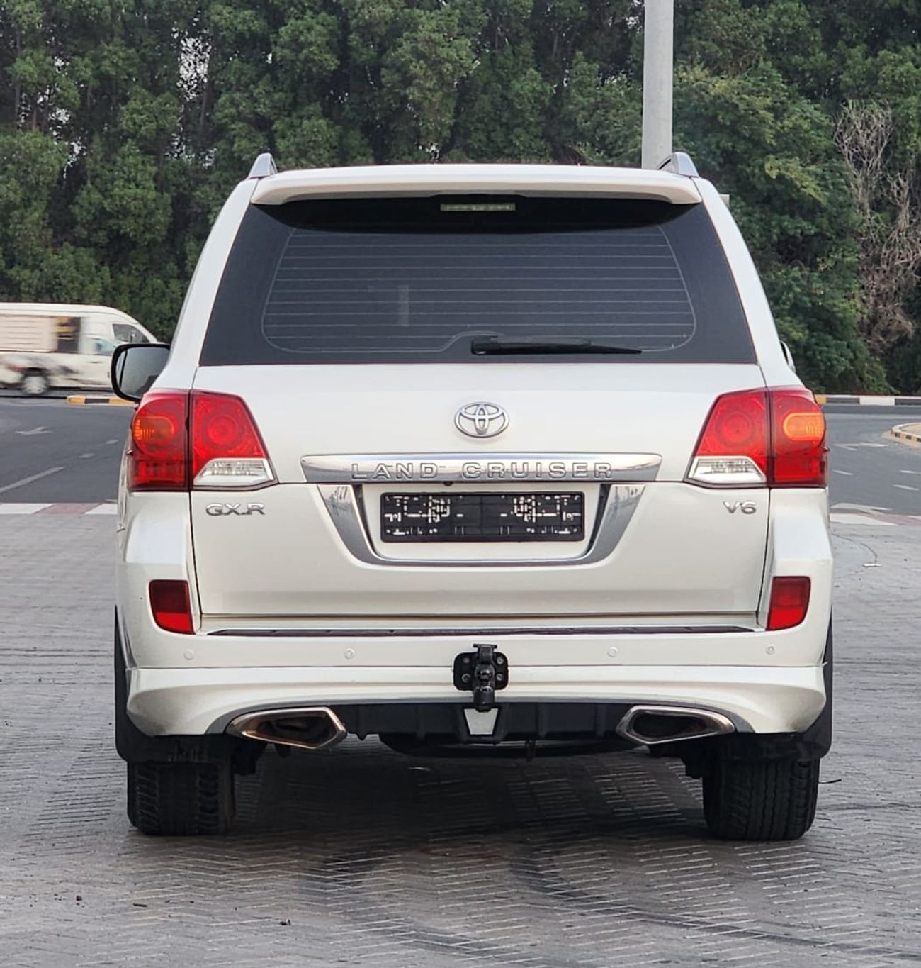 Toyota Land Cruiser GX.R V6