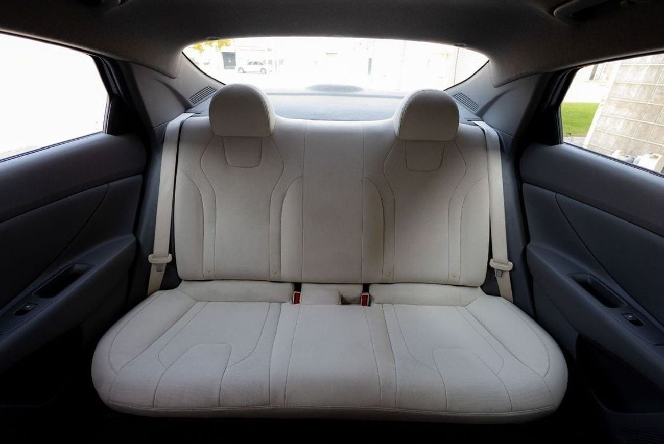 Hyundai Elantra Smart 1.6L