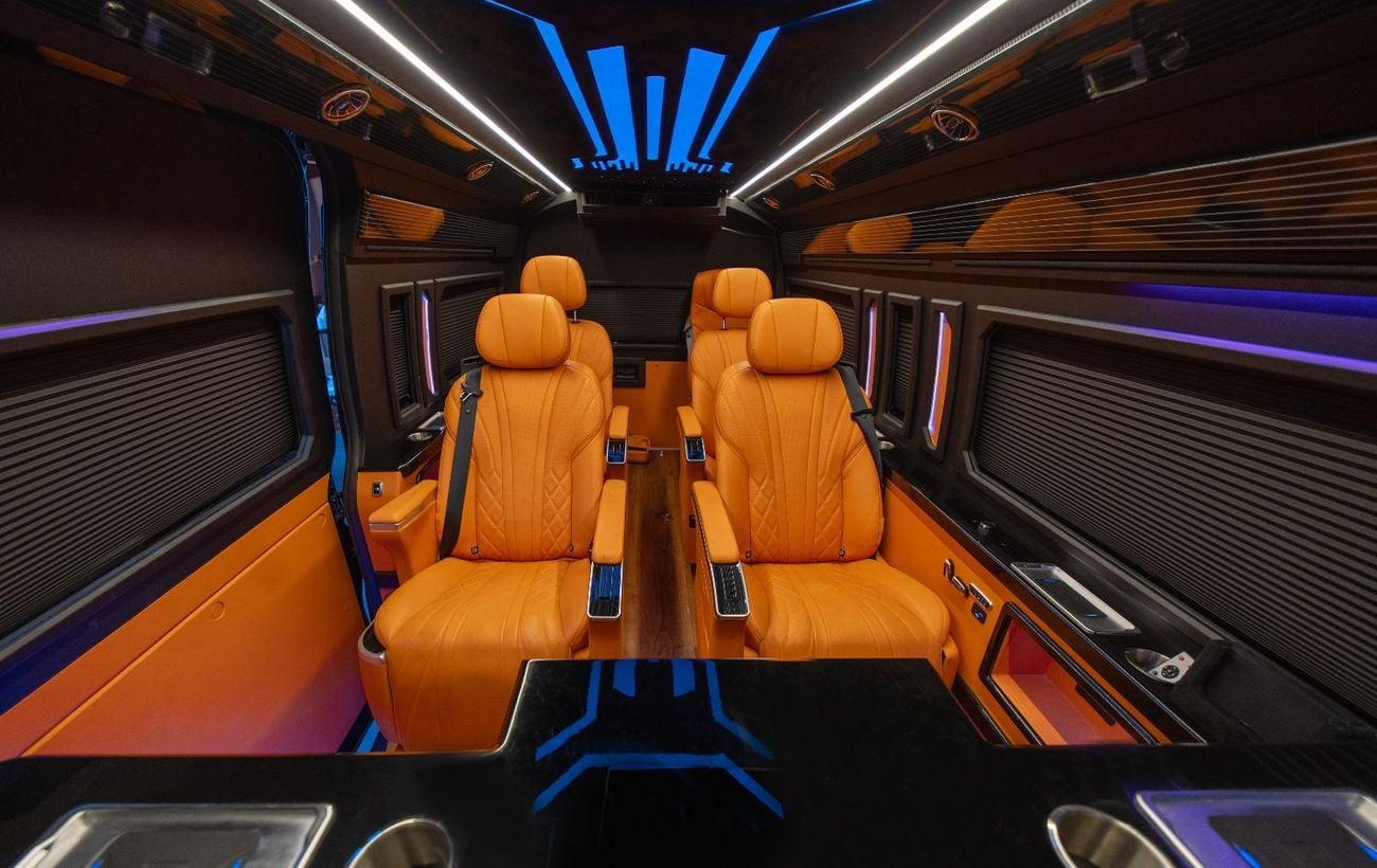 تويوتا هاياس Built by Barugzai | 1 Year Interior Warranty + Agency Warranty