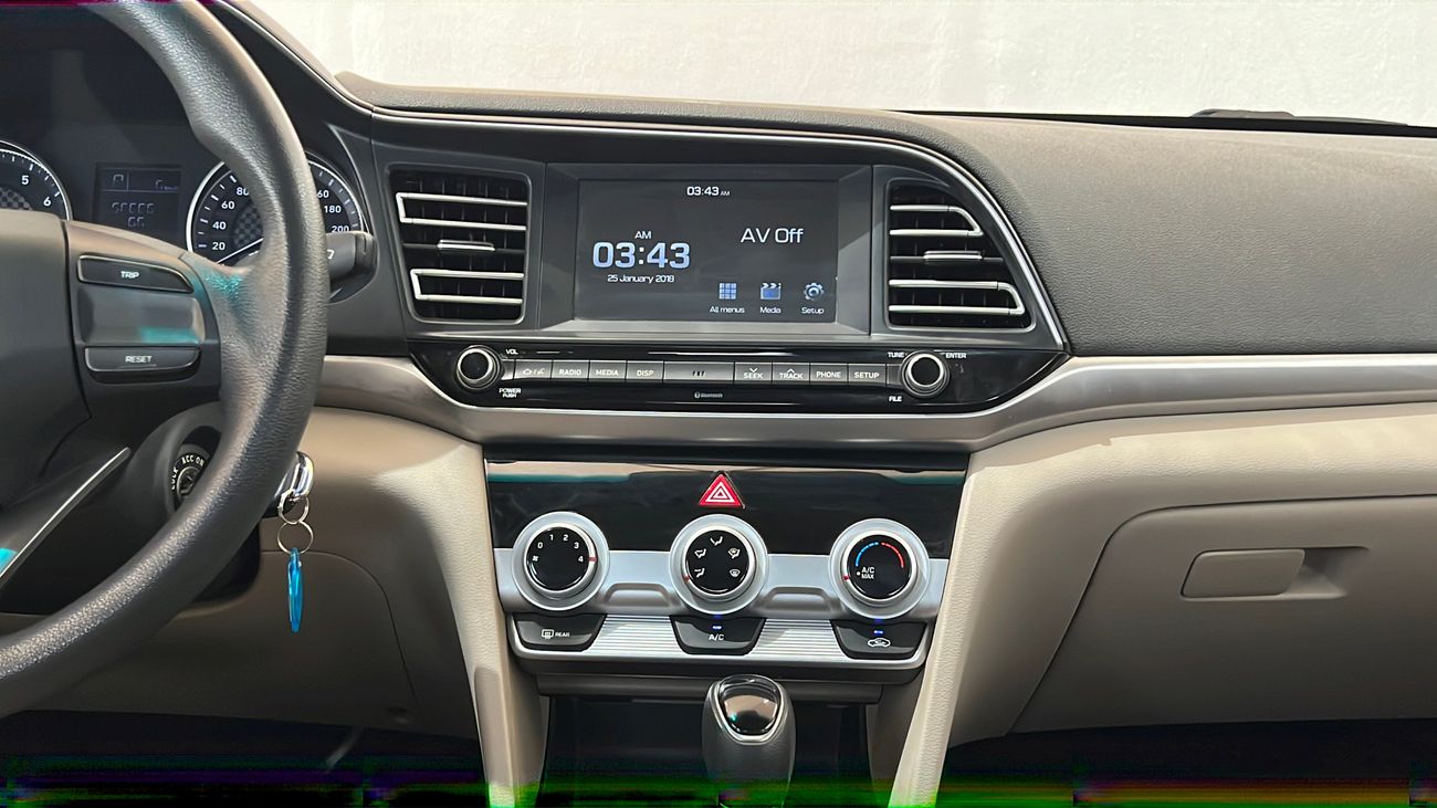 Hyundai Elantra 1600