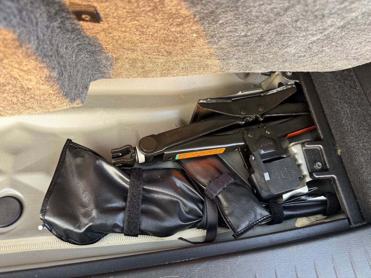 نيسان أرمادا Nissan Armada 4WD SL