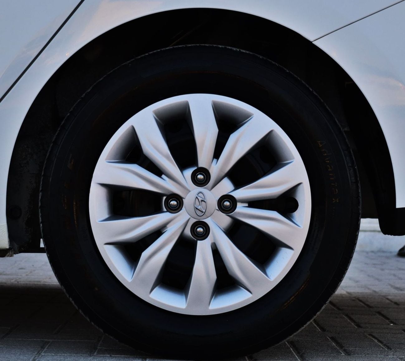 Hyundai Accent 2021 Hyundai Accent GL (RB), 4dr Sedan, 1.6L 4cyl Petrol, Automatic, Front Wheel Drive