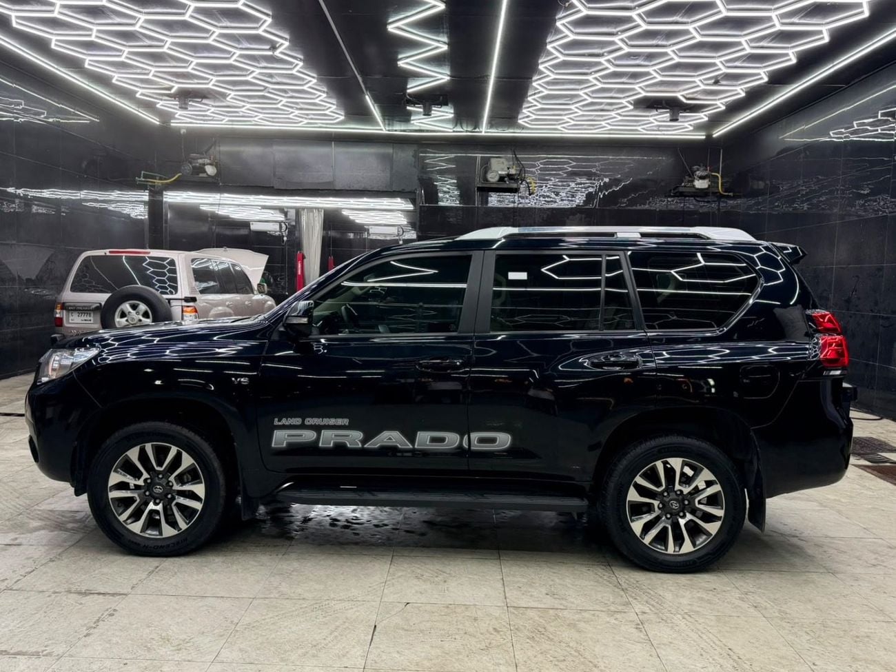 Toyota Prado Toyota Prado TX-L 2023 V6 Original paint Full Option