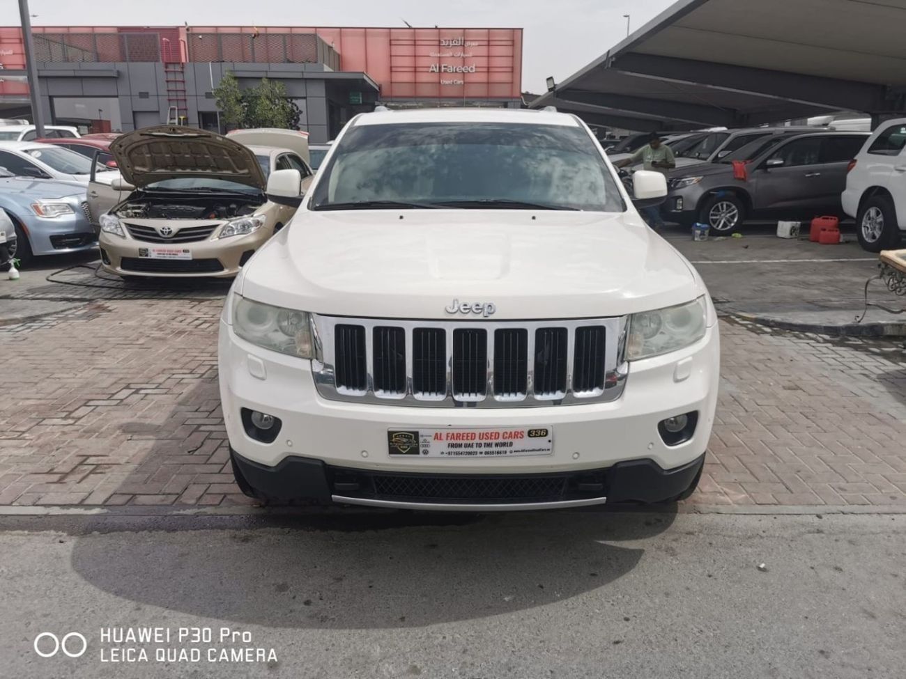 Jeep Cherokee sport 3.7L In excellent condition and requires no expenses