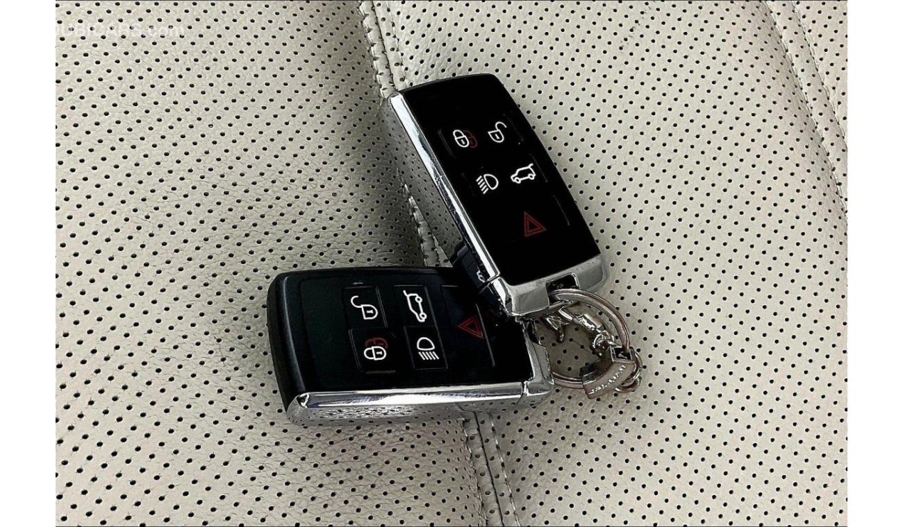 Jaguar E Pace P200 S