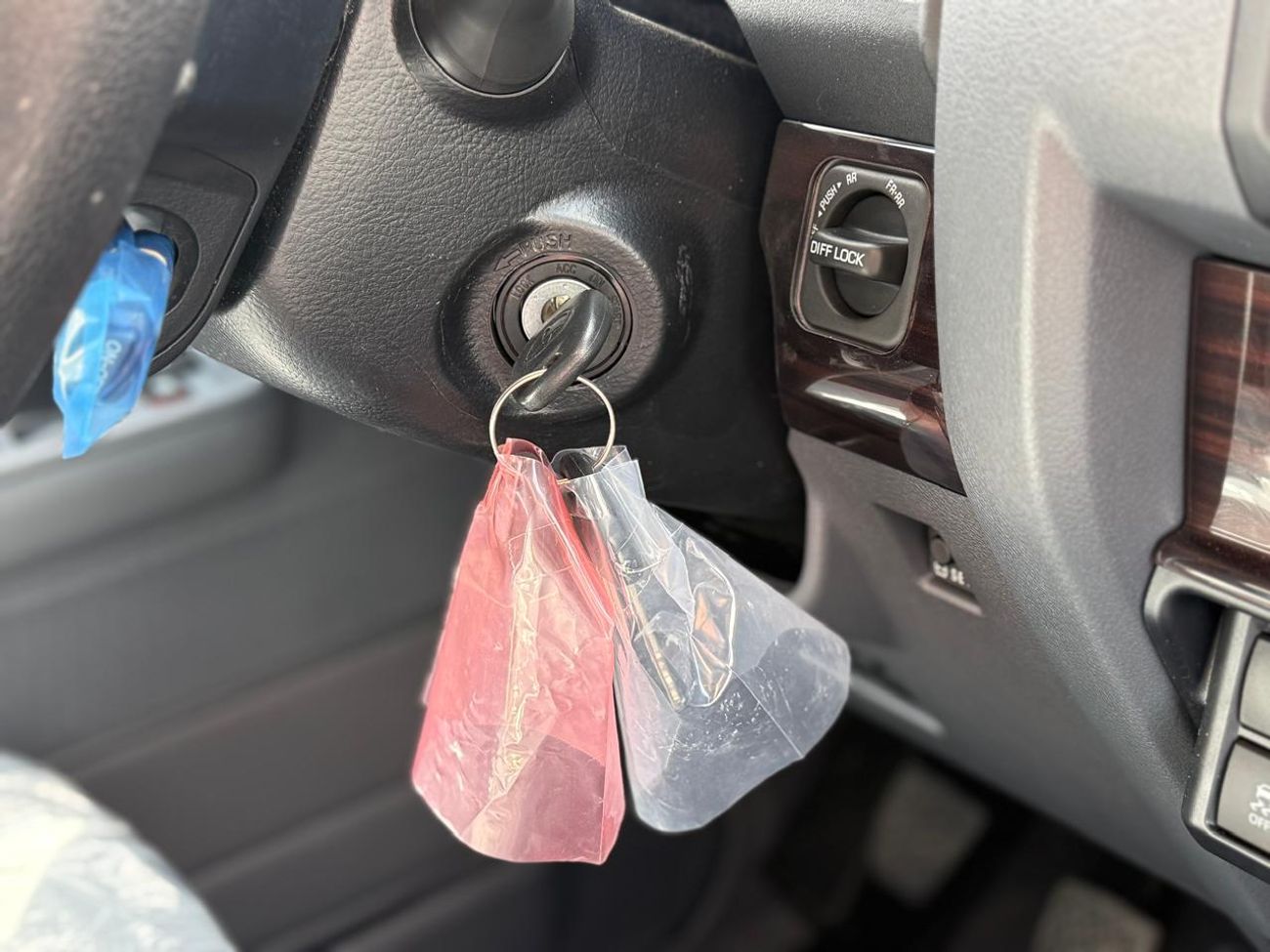 Toyota Land Cruiser 70 LC76 HARDTOP 4.0L PETROL 5 DOORS M/T FULL OPTION 2025 MODEL