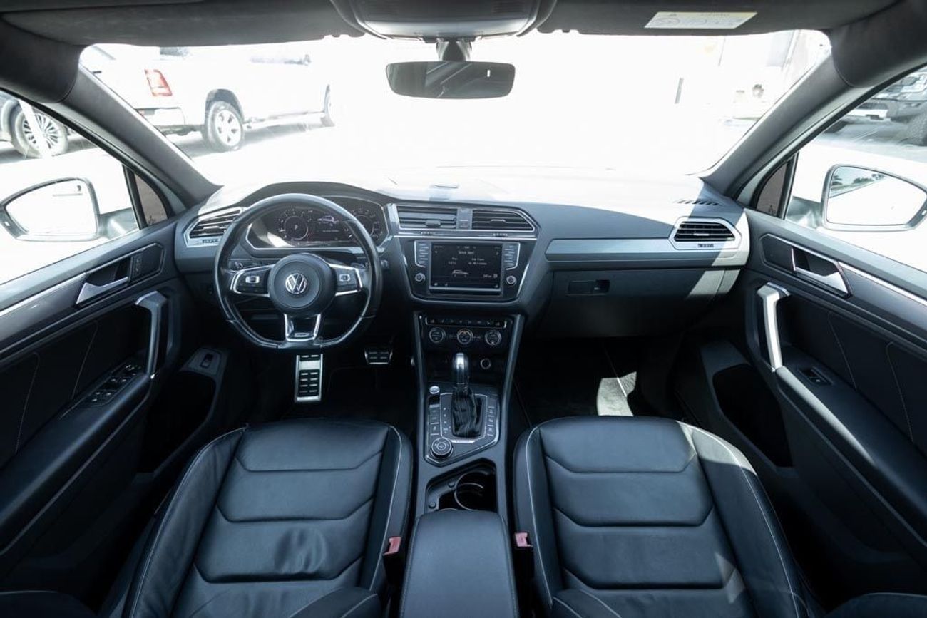 فولكس واجن تيجوان R-Line 2.0L