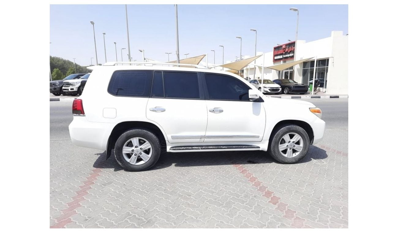 تويوتا لاند كروزر تويوتا لاند كروزر جي اكس ار 8 سلندر فل مواصفات