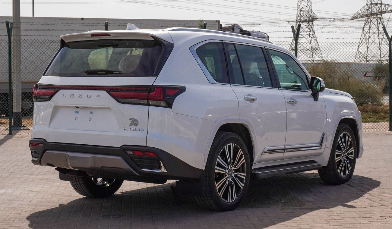 لكزس LX 600 3.5L V6