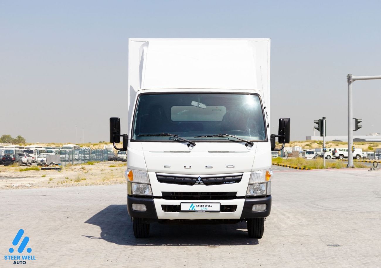 ميتسوبيشي فوسو كانتير 2021 Fuso Pick Up with Dry Box 3.0L - Like New Condition - GCC - Book Now!