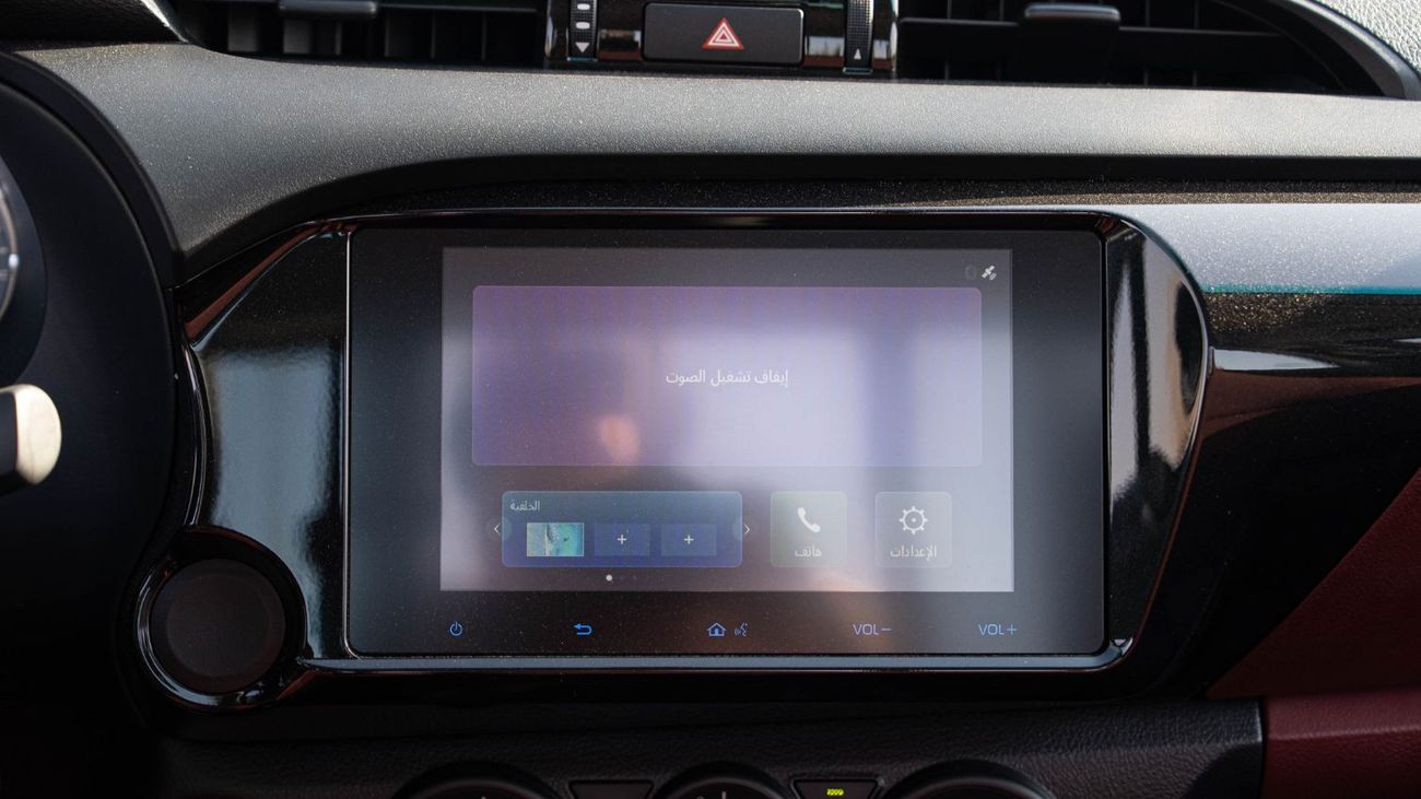 تويوتا هيلوكس 2025 Toyota Hilux Single Cab 2.7 - Super White Inside Red | Export Only