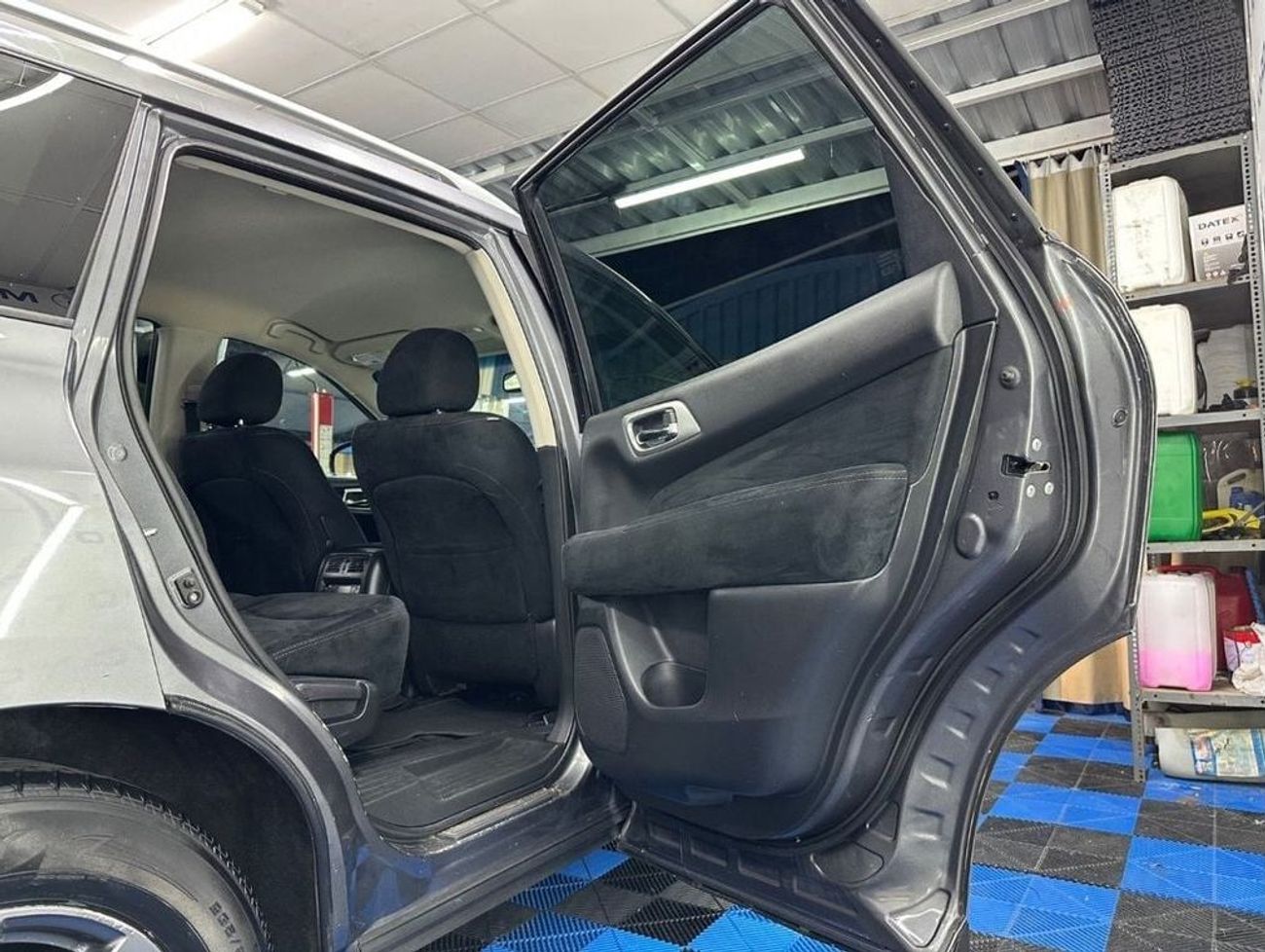 نيسان باثفايندر SV 3.5L (260 HP) FWD