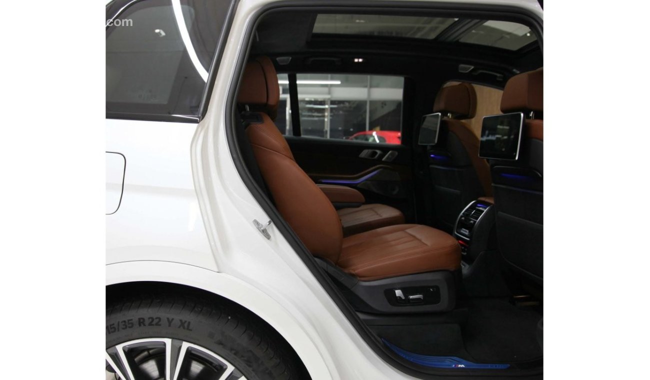 بي أم دبليو X7 2019 BMW X7 xDrive50i M AERODYNAMICS PACKAGE, GCC,WARRANTY AND CONTRACT SERVICE.