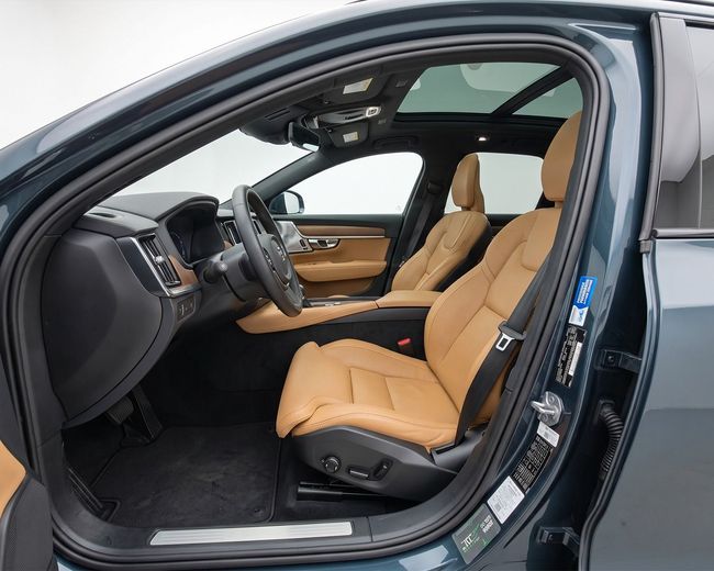 Volvo XC60 ULTIMATE DARK, миниатюра 23