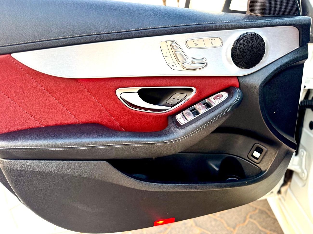 مرسيدس بنز C 200 MERCEDES C200 MODLE 2019 GCC SPACE FULL OPTION 360 CAMERA