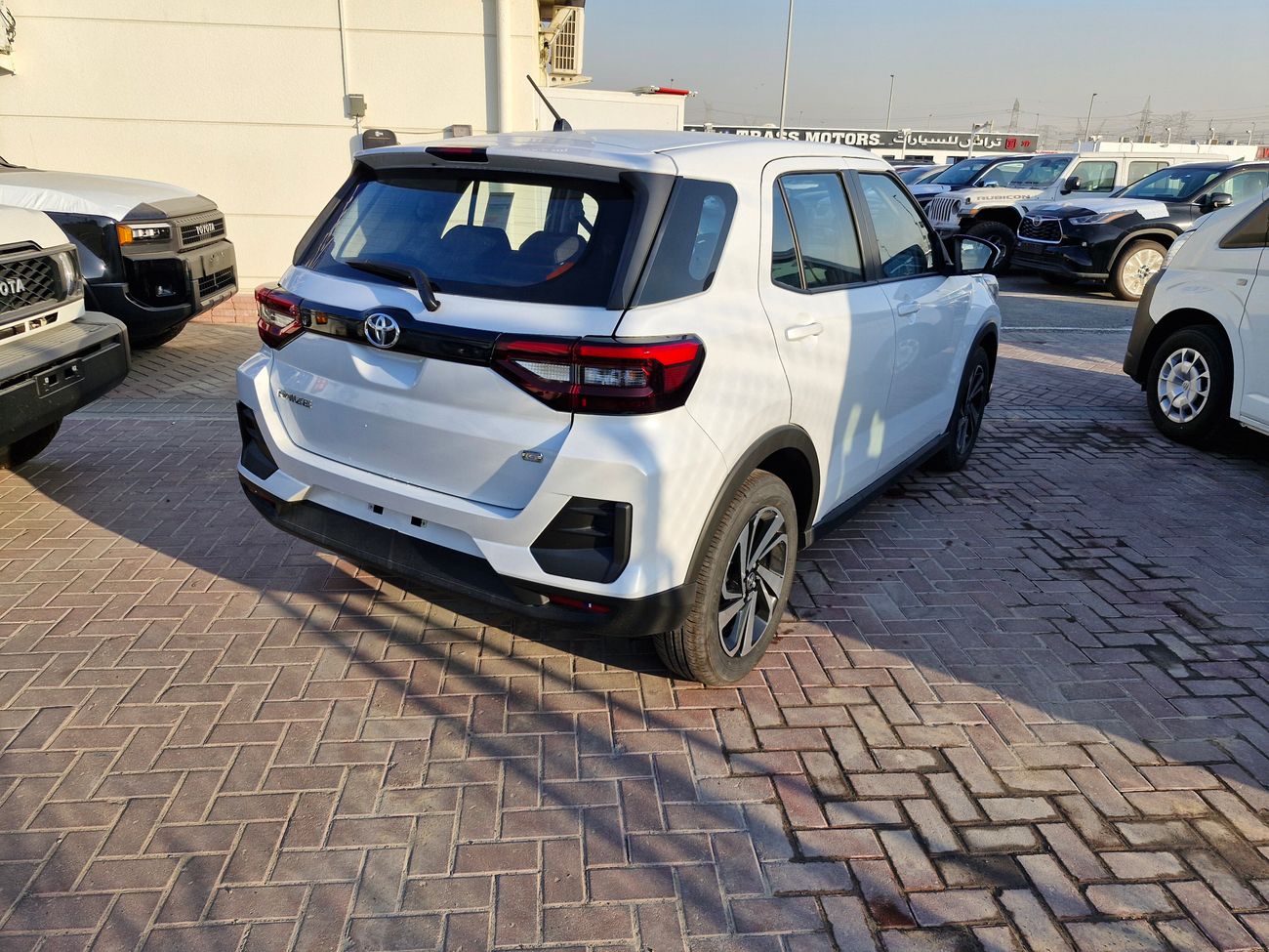 Toyota Raize 2024 Turbo 1.0L 3-cyl Petrol FWD Automatic 0Km