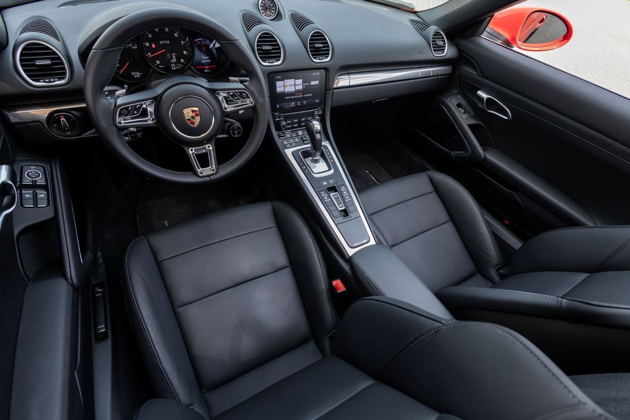 Porsche 718 Boxster GTS 4.0L A/T