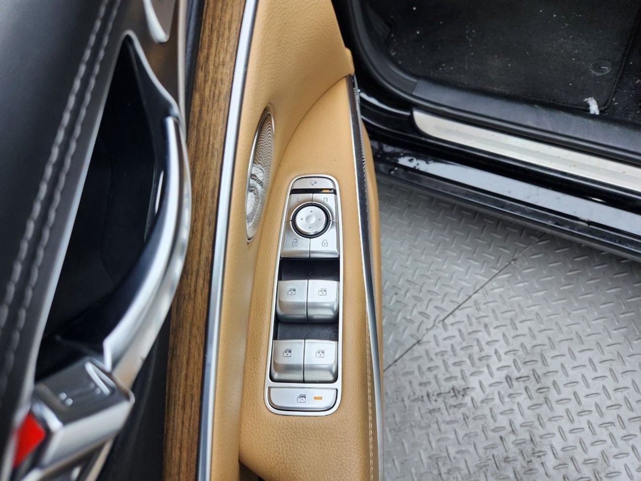 كيا K900 Std 3.8L